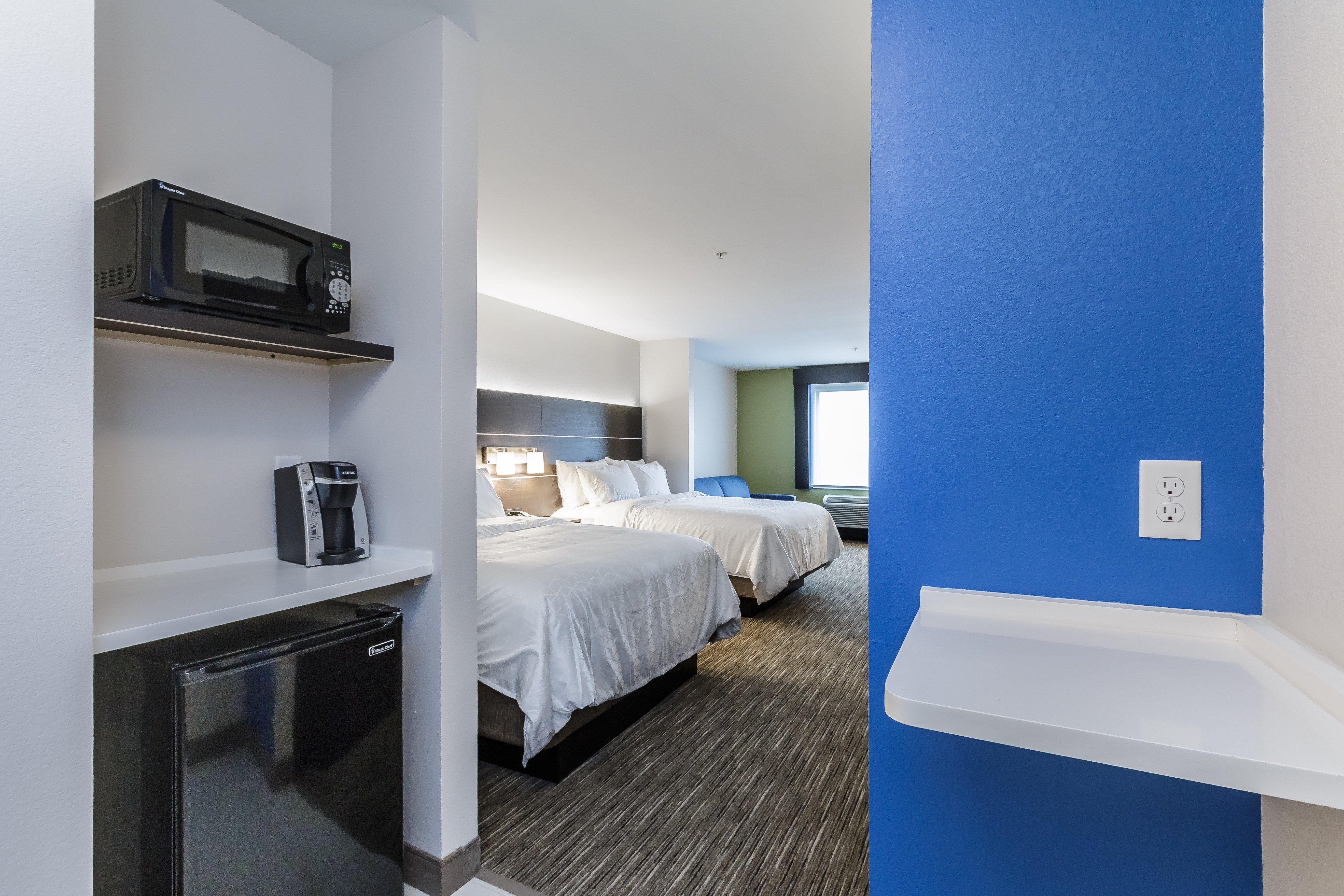 Express & Suites- Casino By Ihg Hotel 3*