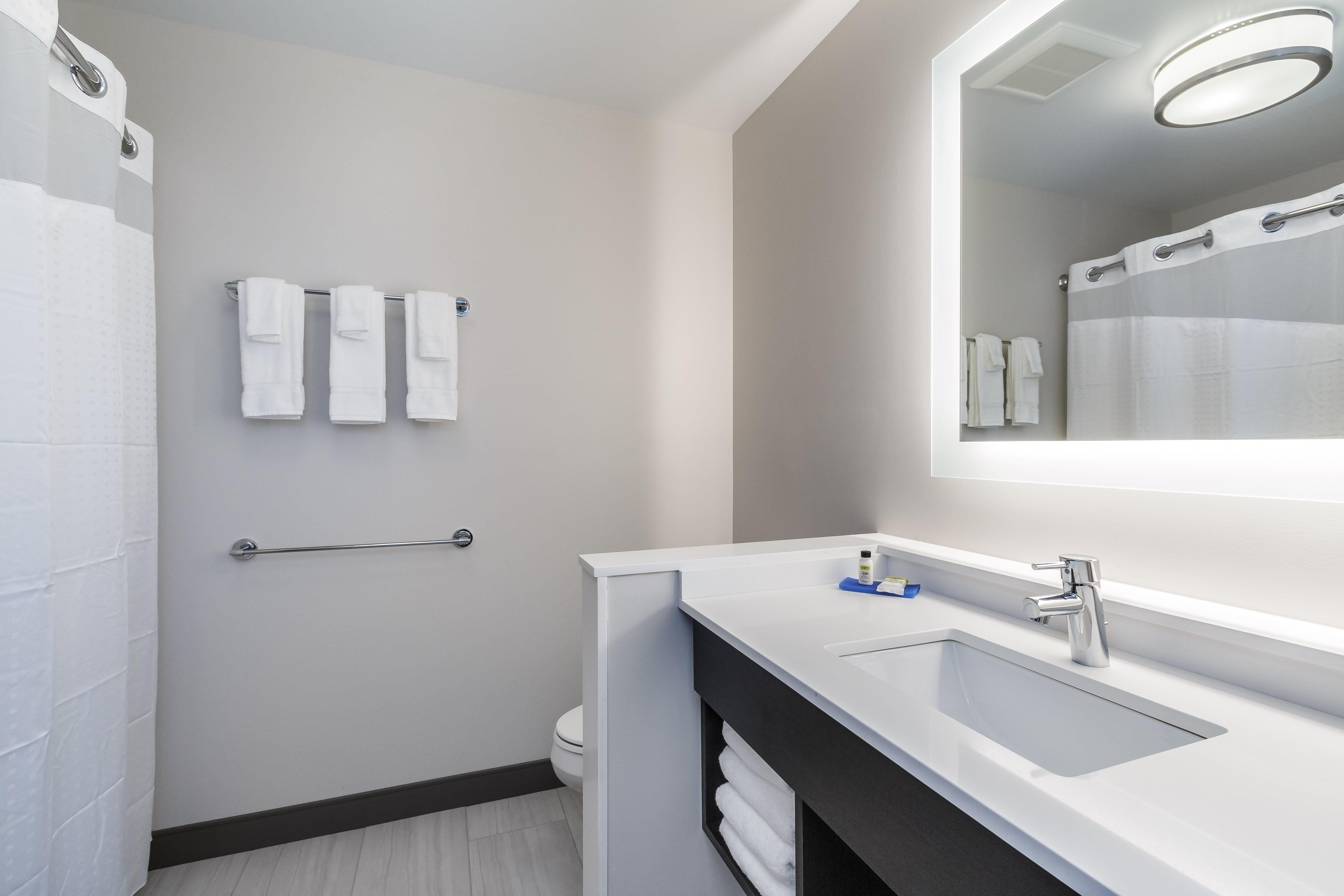 Express & Suites- Casino By Ihg South Bend